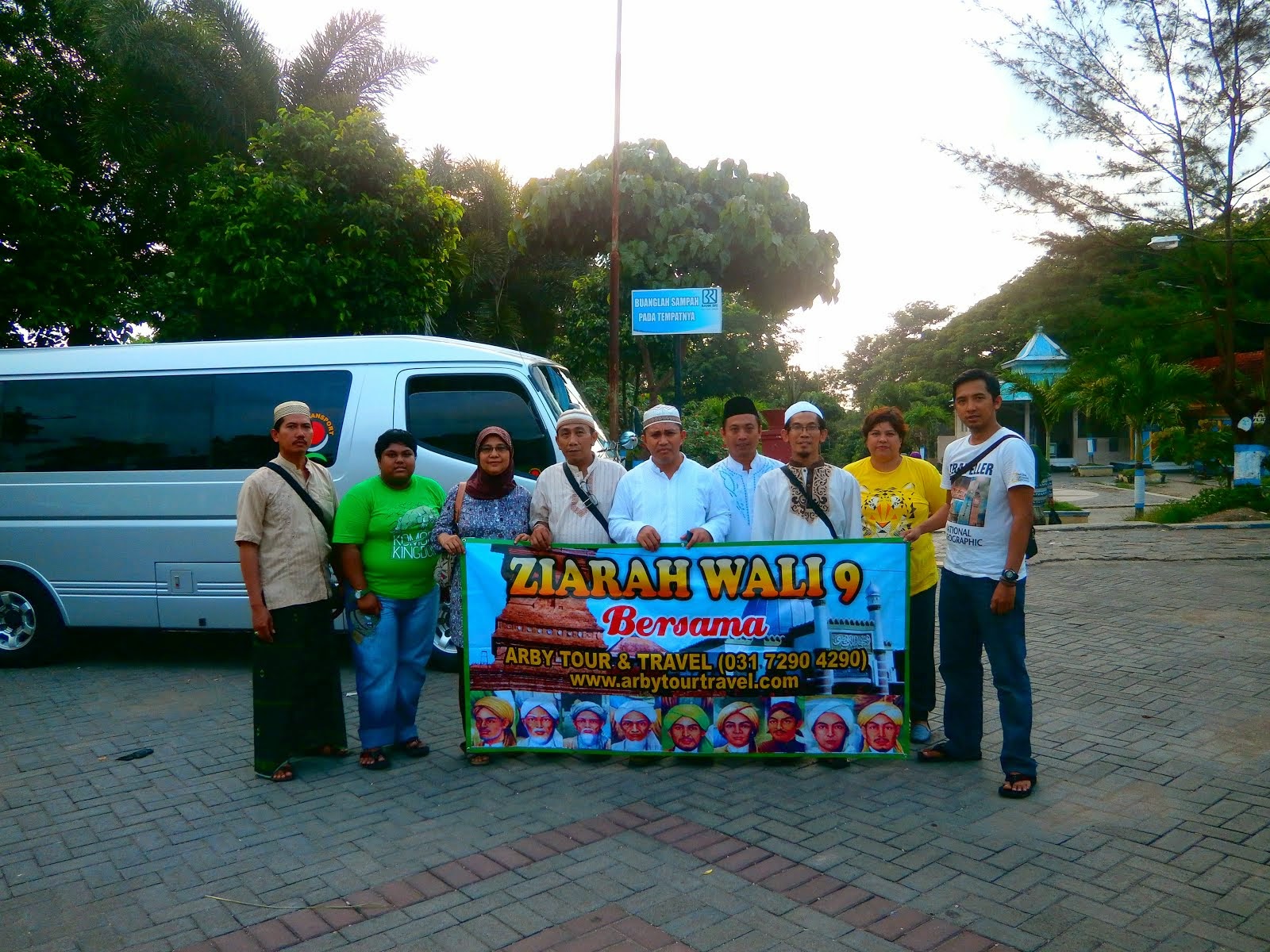 Ziarah Wali 9 sampai Jakarta 5 hari 4 malam