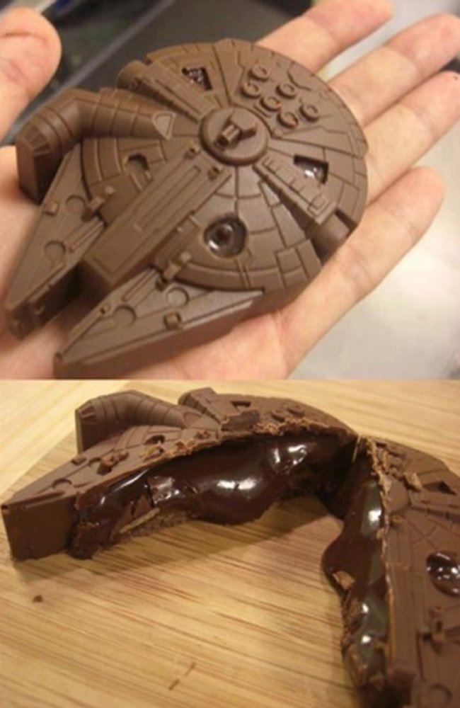Sasaki Time This Chocolate Millennium Falcon Looks Delicious!