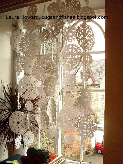 Bugs and Fishes by Lupin Snowflake Curtain