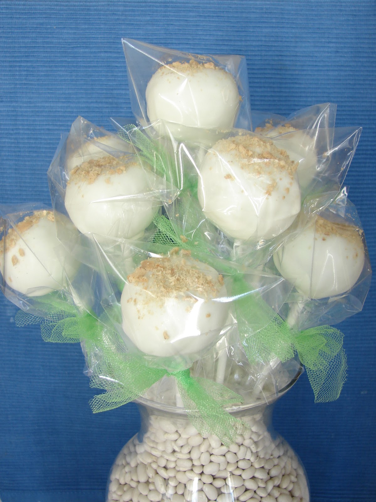 The Royal Cook Key Lime Pie Cake Pops
