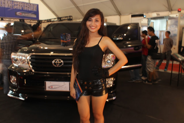 Stunning Babes and Bumpers of Manila International Auto Show 2