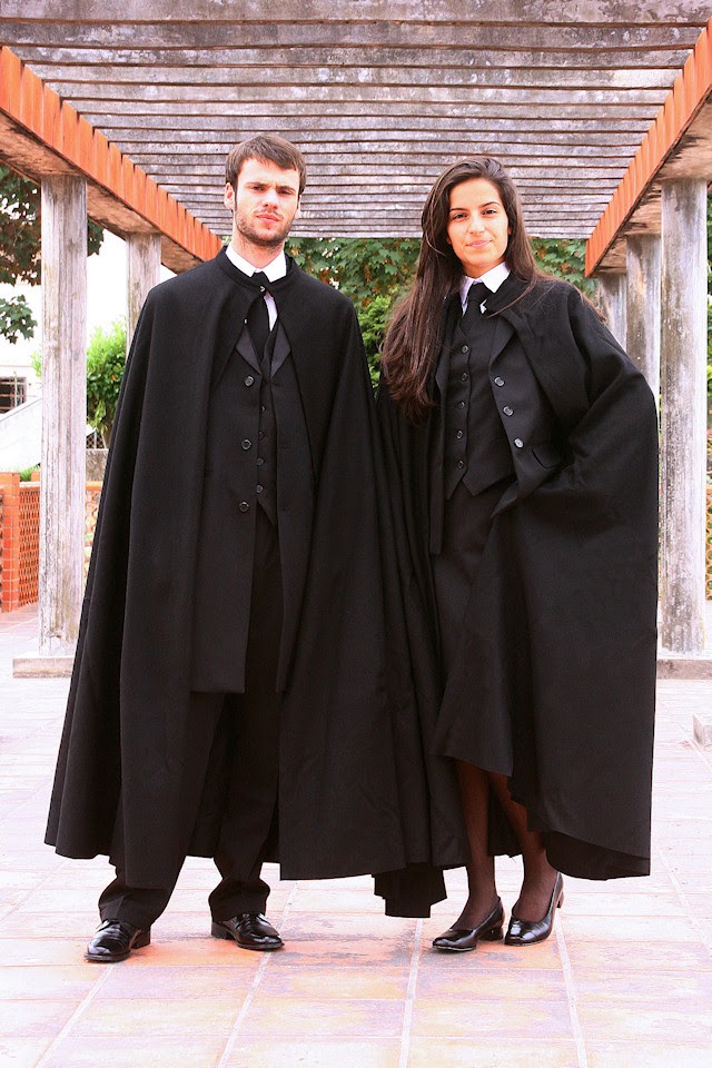 Traje universidad Coimbra ciudad universitaria coimbra