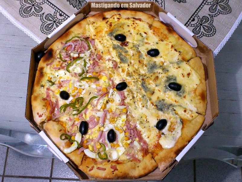 Pizza TREM 4 queijos Ficasse Fritas - D'Napoli Pizzaria