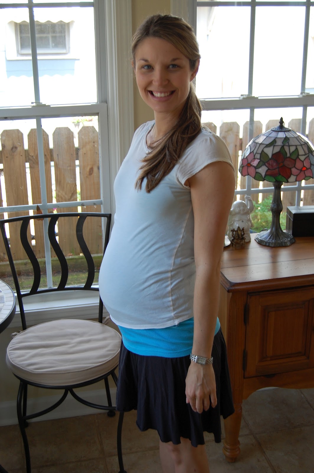 Roots & Little Wings 22 Week Baby Bump