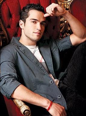 IMAGENES DE PONCHO DE REBELDE imagenes de poncho de rebelde: