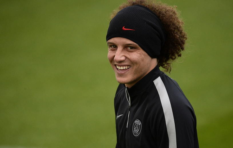 David Luiz Sambut hangat kedatangan DI Maria David Luiz Sambut hangat kedatangan DI Maria
