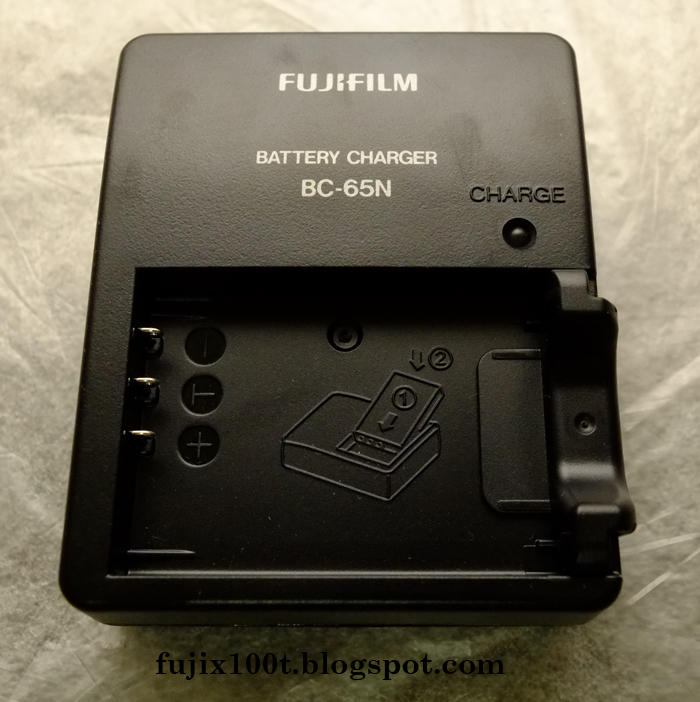 FujiFilm X100T FujiFilm X100T battery charger