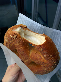 Copyright © 2015 Cheap Social Worker Cream Cheese Pretzel Disneyland 60th Anniversary Diamond Birthday Celebration