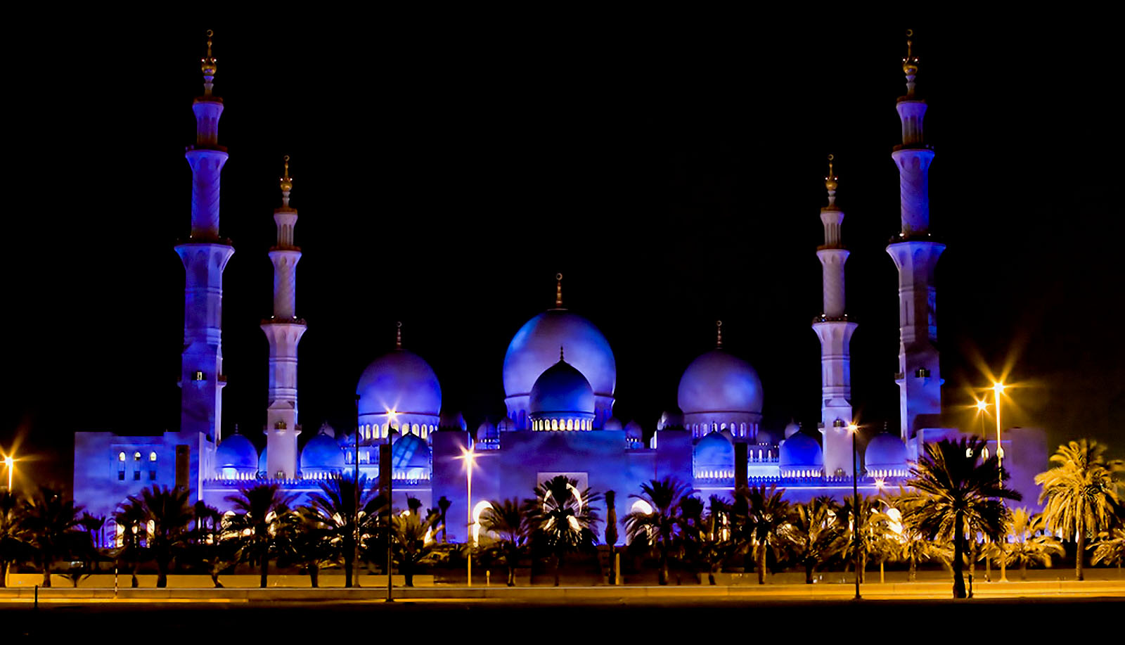 islamic thems: Sheikh Zayed Mosque at night