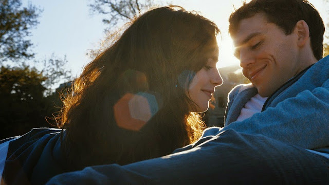 Rosie (Lily Collins) and Alex (Sam Claflin) in Constantin Film's LOVE, ROSIE. Copyright: © 2014 Constantin Film Produktion GmbH Love, Rosie movie still Lily Collins as Rosie Dunne and Sam Claflin as Alex Stewart