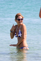 Maria Menounos goes for a dip in the sea