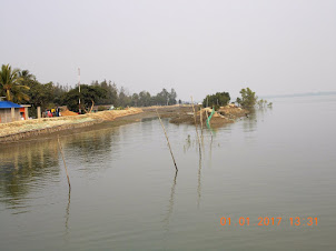 Tide rise at Pakharala village creating a lagoon conducive for "Net Fishing".