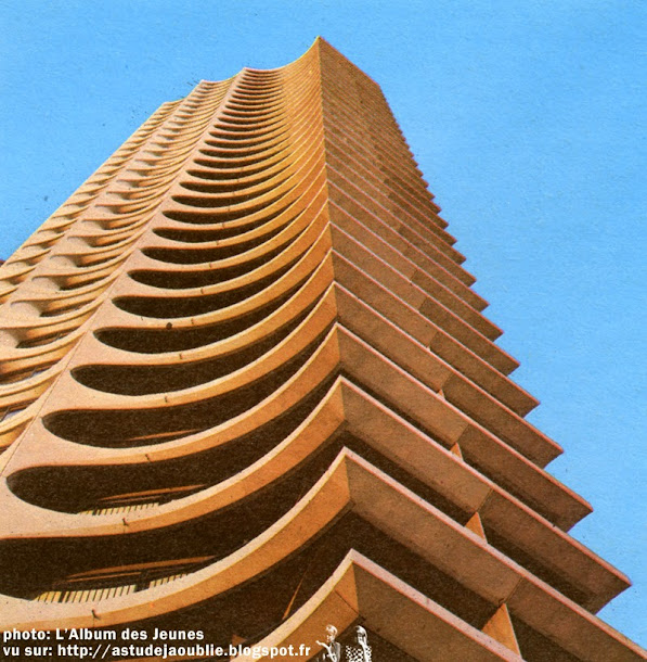 Rennes - Tours "Les Horizons"  Architecte: Georges Maillols  Construction: 1970-1971