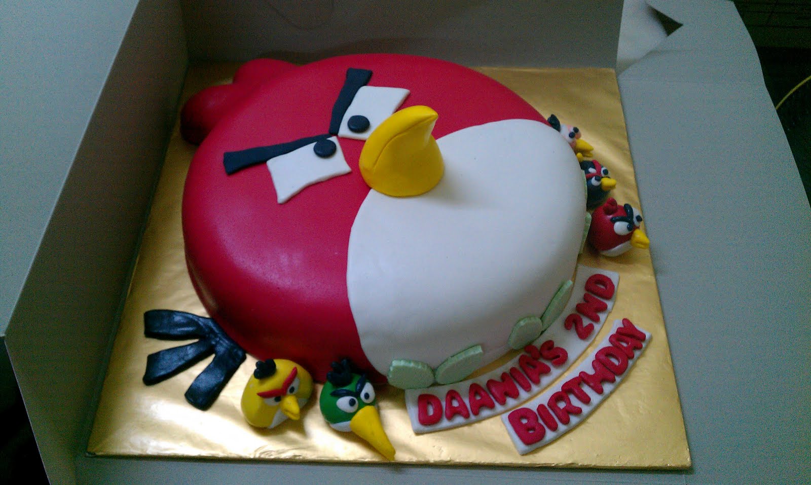Zairie Homemade Delights: 3d Angry Birds Cake