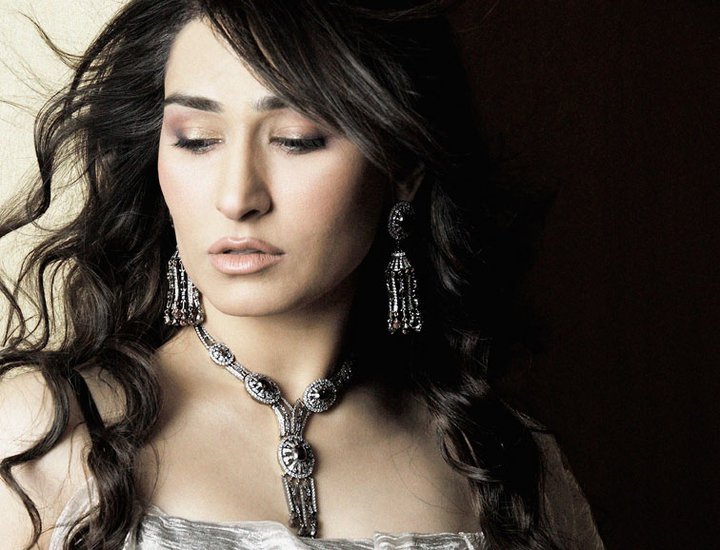 Reema Khan Hot Jewelery Photo Shoot 2011 Reema Khan Hot Jewelery Photo Shoot 2012