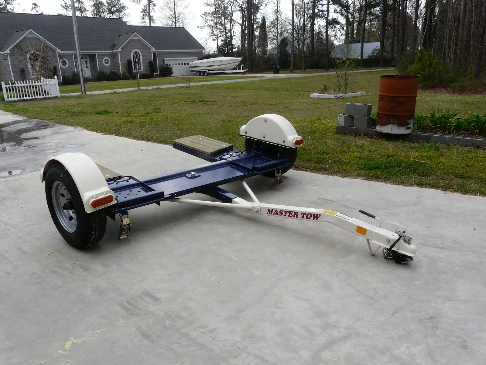 2011 Master Tow Dolly w/elec brakes For Sale 2011 Master Tow Dolly w