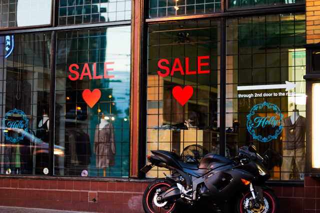 Holly Store front, Holly boutique store front gastown, Vancouver boutique, holly
