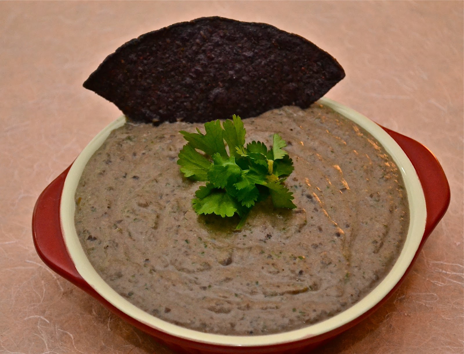Oishii Treats Spicy Black Bean Hummus