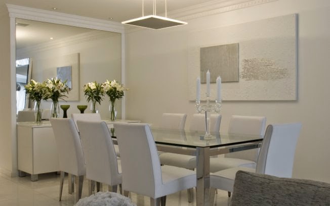 Decoracao De Sala Off White ~ Sala de jantar brancaoff white aposte em flores para dar mais vida Decoracao De Sala Off White ~ Sala de jantar brancaoff white aposte em flores para dar mais vida