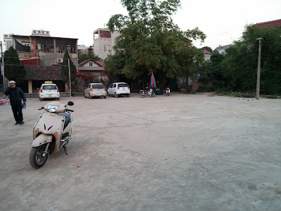 Đường vào khu đất thổ cư xóm 5 Đông Ngạc giá rẻ rất rộng ô tô vào tận nơi Đường vào khu đất thổ cư xóm 5 Đông Ngạc giá rẻ rất rộng ô tô vào tận nơi