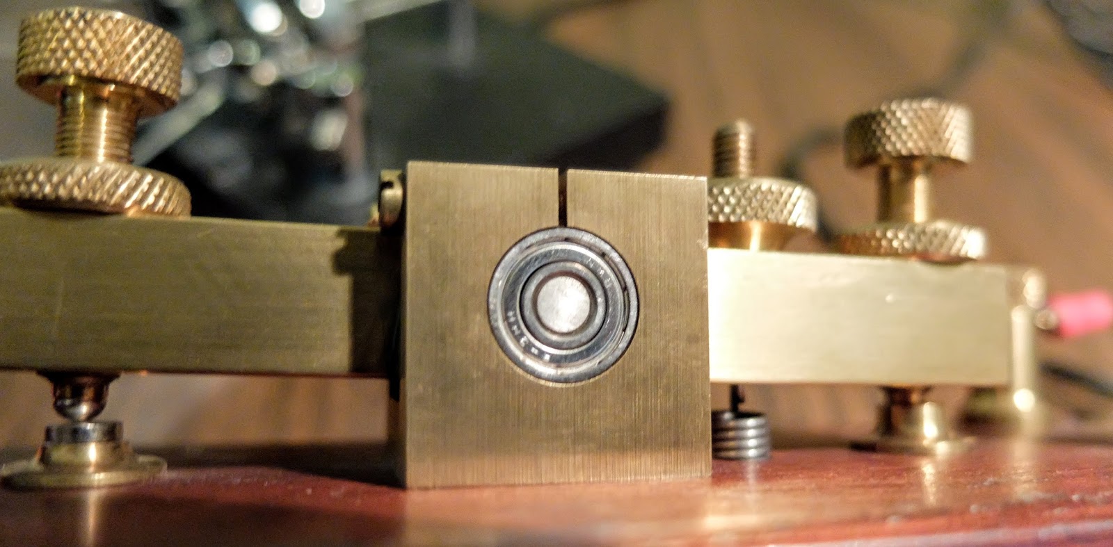 Ham Radio QRP Review of the Kent Hand Key