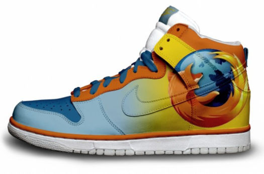 disney tigger nike dunks