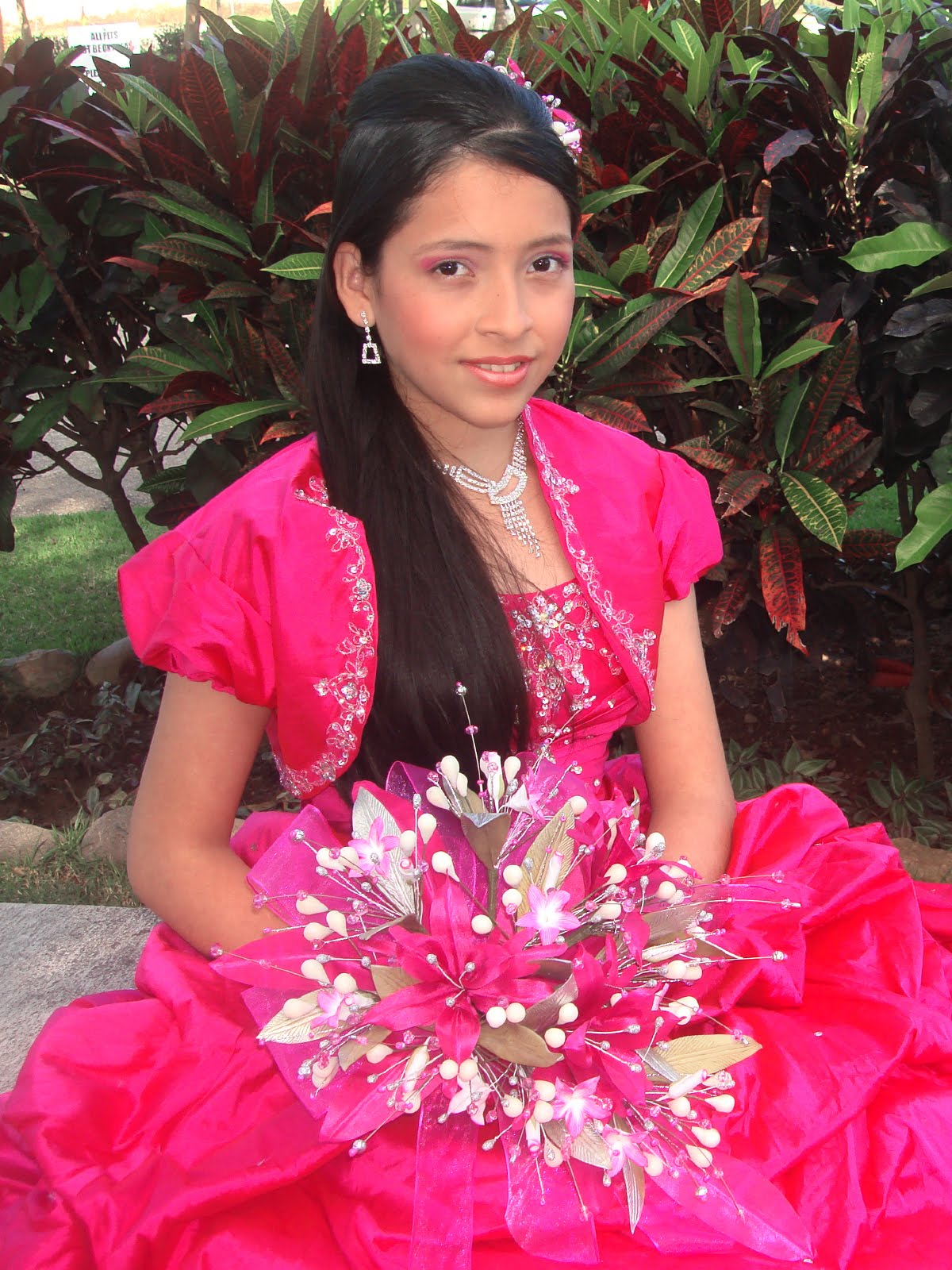 Ciber Foto Lili Paquete Quinceañeras Foto y Video