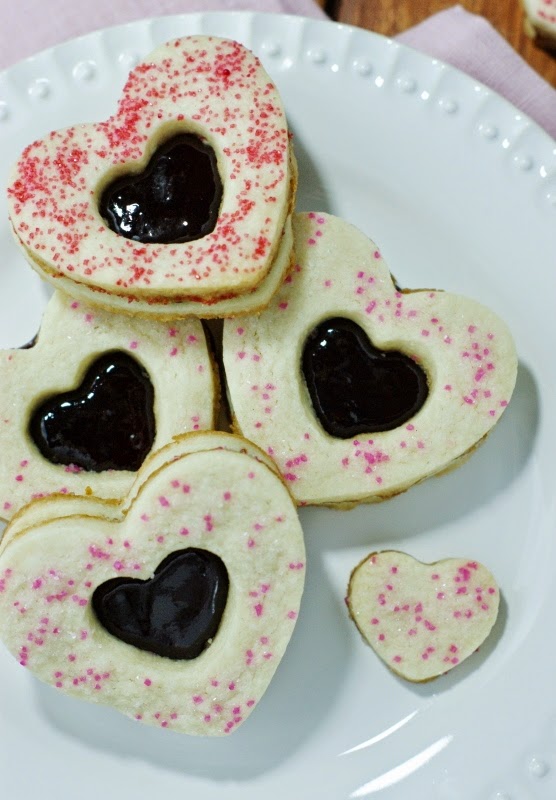 Valentine Raspberry Sandwich Cookies The Kitchen is My Playground