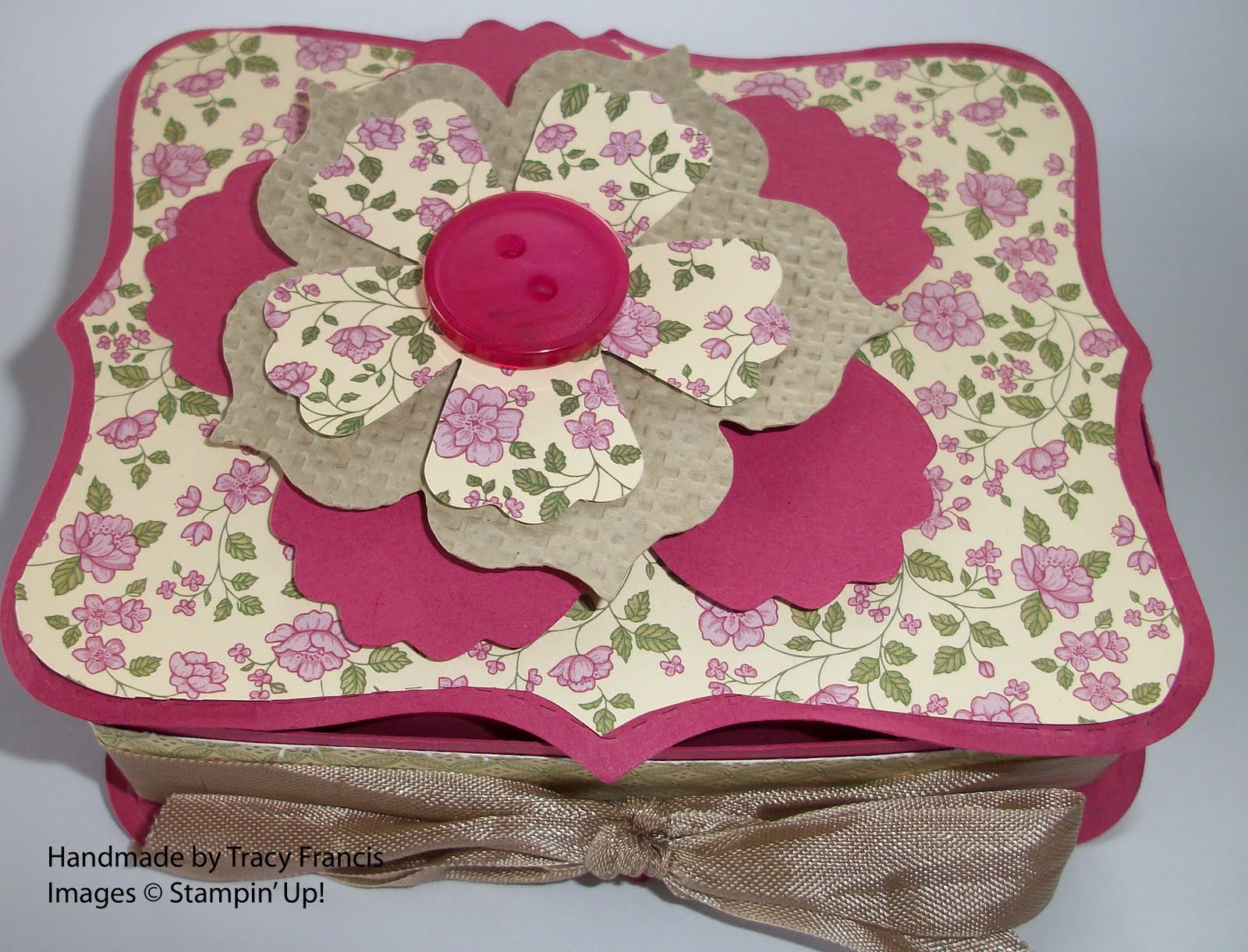 Loves to Craft Top Note box