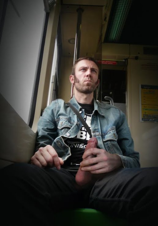 gay teen 15 exhib dans le train gay teen 15 exhib dans le train