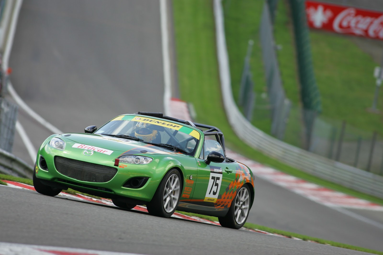 2011 Mazda MX-5 GT Race Car Review 2011 Mazda MX-5 GT Race Car Review