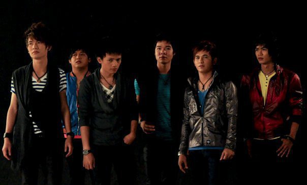 Semua Tentang Goliath Band Terbaru