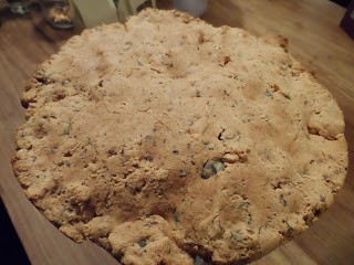 http://proevenopzondag.blogspot.be/2013/11/glutenvrij-bakken-met-sojameel-en.html