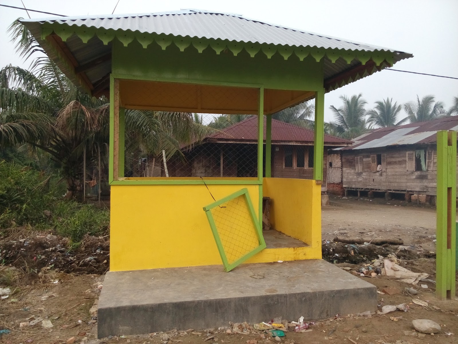 Pos Kamling 2,5 m x 2,5 m Habiskan ADD 18,5 Juta, Anak Bangsa