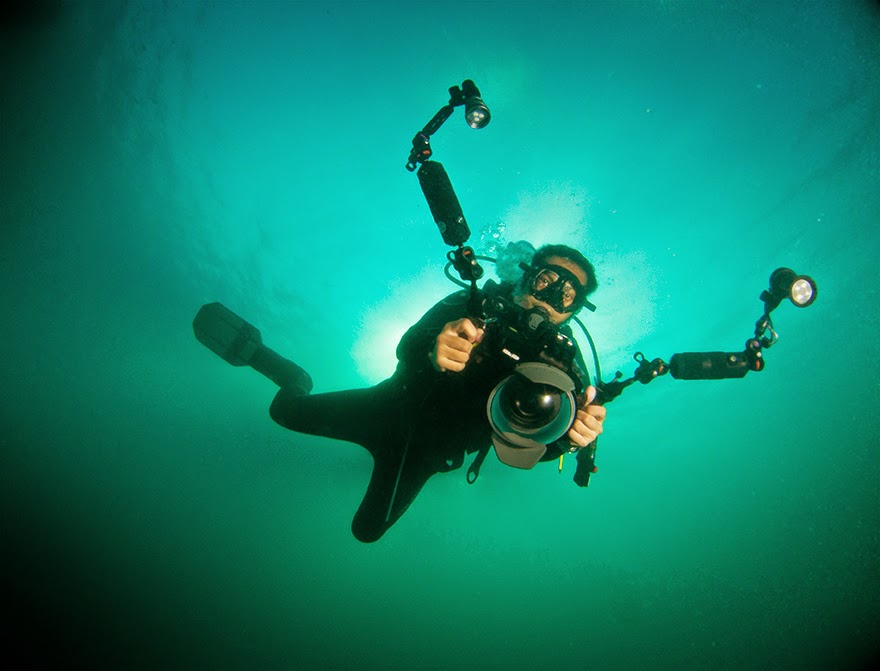 Videografi Bawah Air (Underwater Videography) Studio Fotto