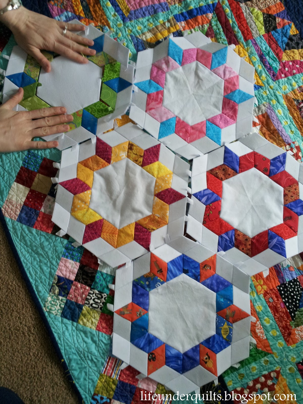 Life Under Quilts Becky teaches EPP