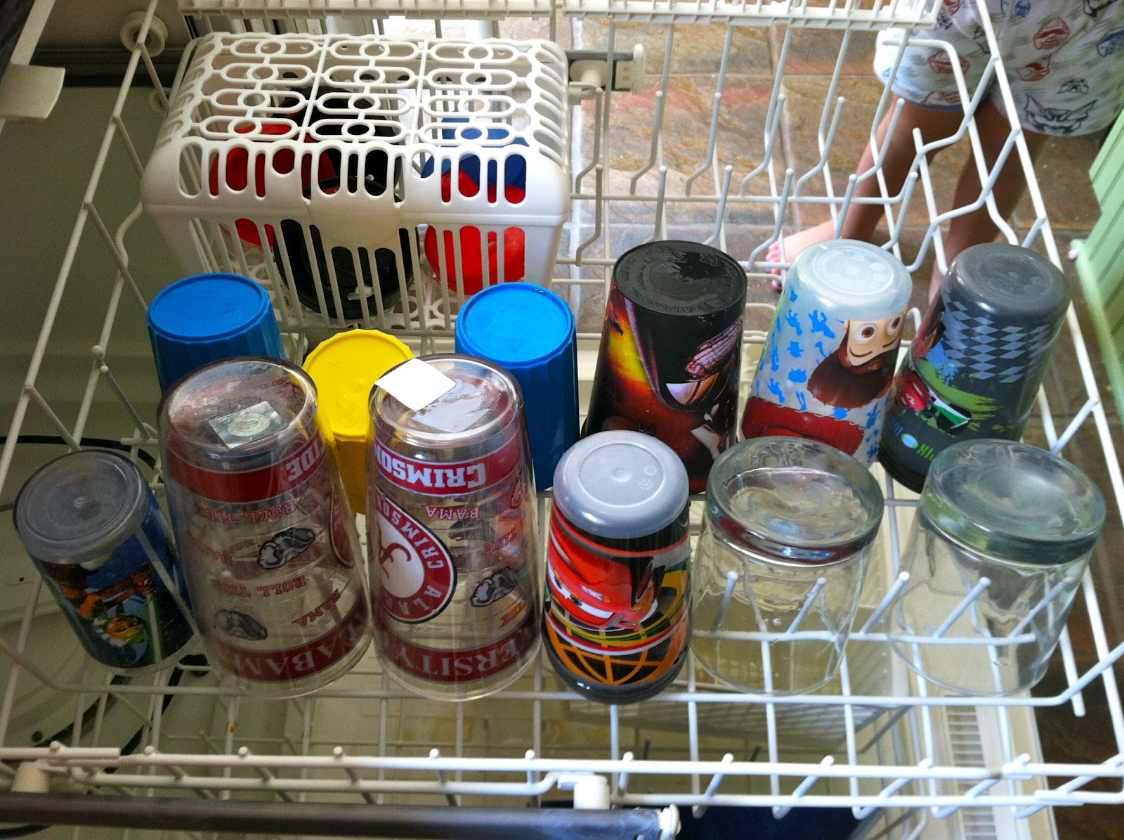 grass stains How to load a dishwasher A tutorial you didn't even know