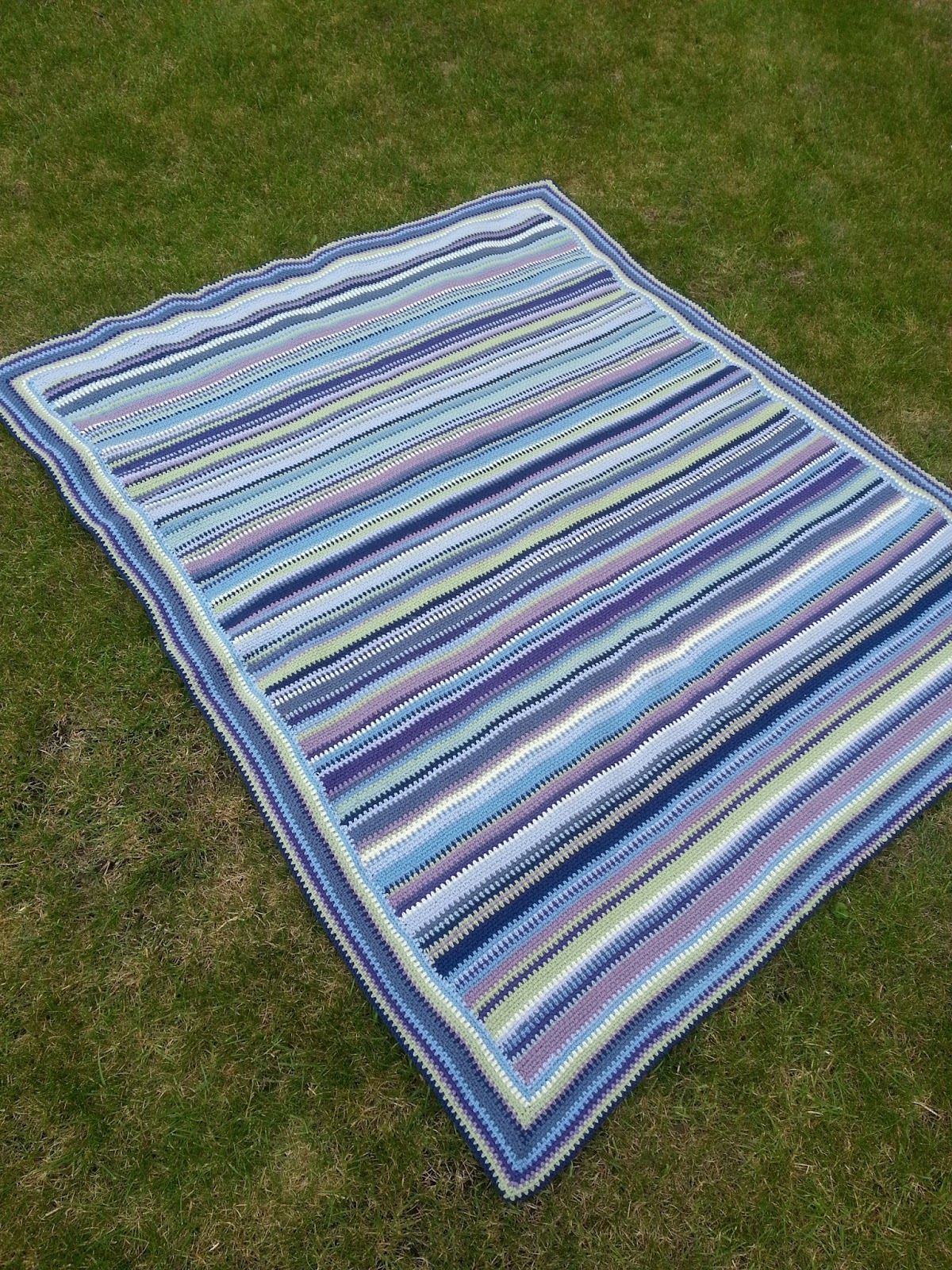 KnitKnatKnotUK French Stripey Throw DONE!