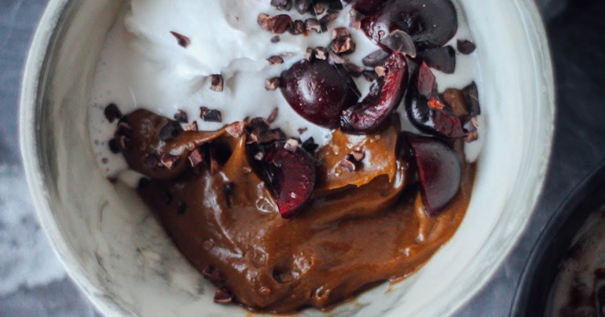 This Rawsome Vegan Life CHOCOLATE PUDDING BOWLS with COCONUT CREAM