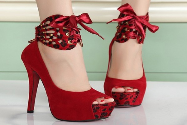 sapatos luxuosos femininos