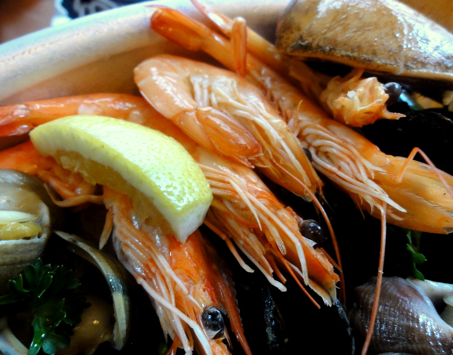 TRAVEL AND LIFESTYLE DIARIES Plateau Fruits de Mer at Lucius