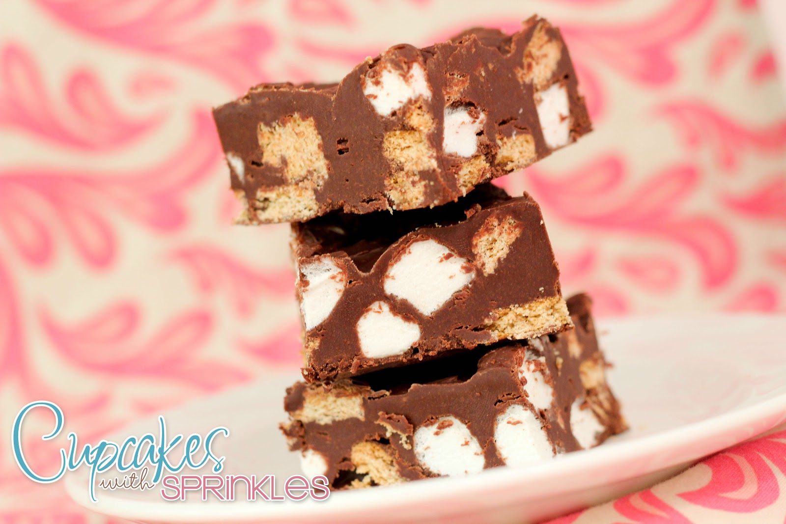 Cupcake with Sprinkles S'mores Fudge