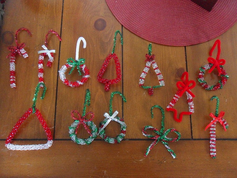Simple Joy Crafting: Beaded Christmas Ornaments with Kids