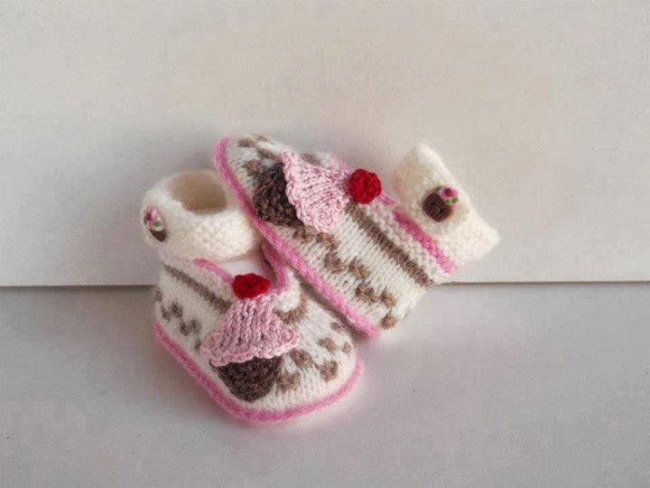 El İşleri ŞİŞLE TIĞLA ÖRME BEBEK PATİKLERİ