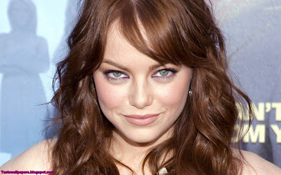 Emma Stone Hollywood Cute Girl Wallpaper