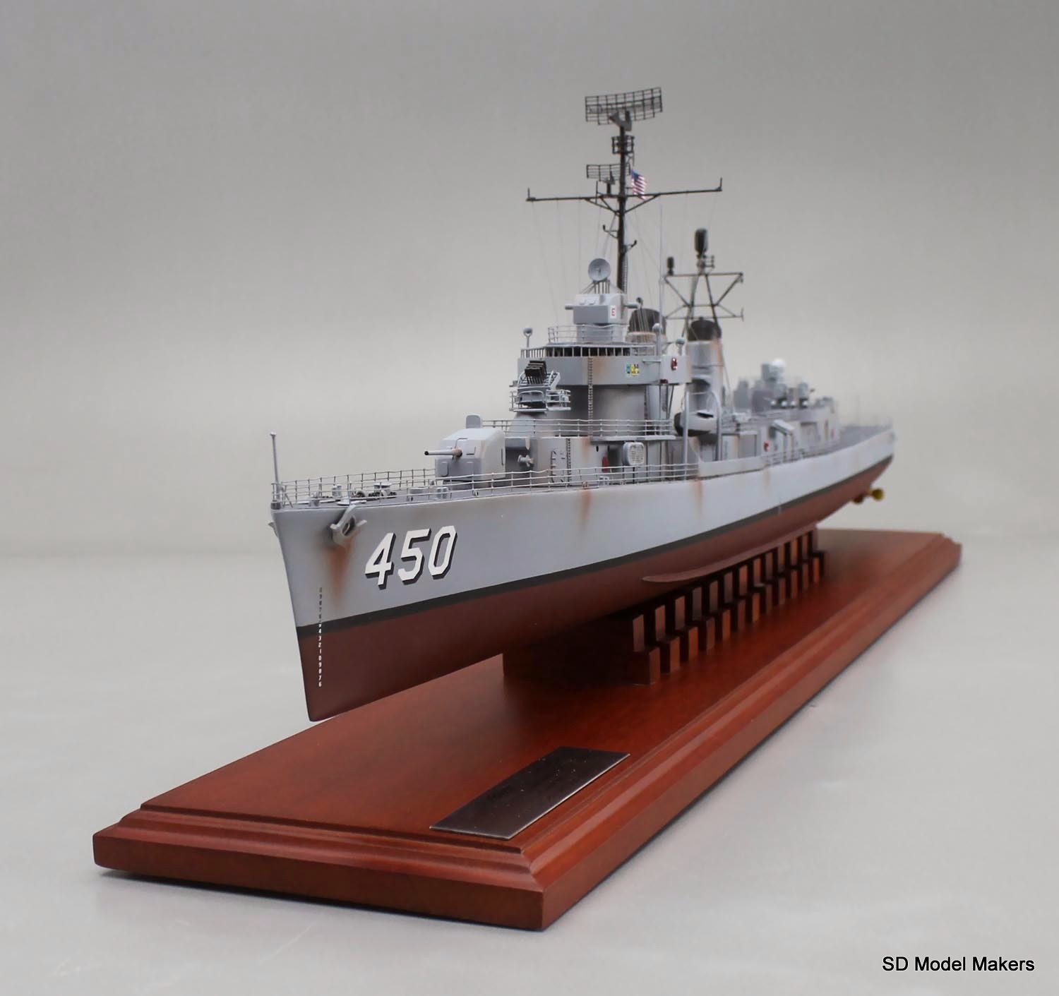 30” USS O'Bannon (DD/DDE450), Fletcher Class Destroyer Model SD
