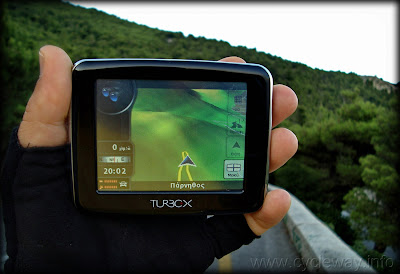 Το Turbo-X GPS i35 τρέχοντας το iGO 8.