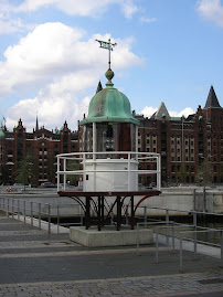 Ancienne lanterne (Holtenauer Schleusen Süd). Musée Maritime de Hambourg (Allemagne)