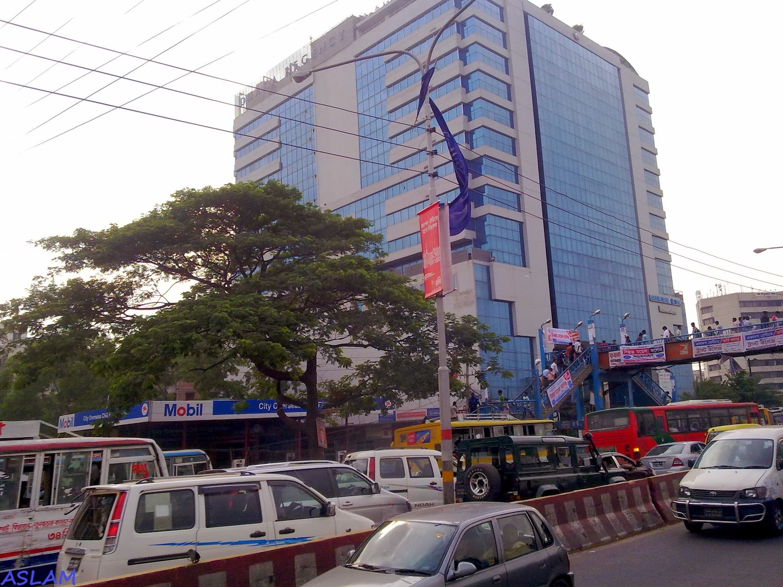 traffic jam in Dhaka traffic jam in Dhaka