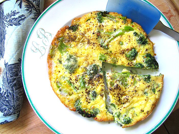 Simple Delicious Broccoli Frittata